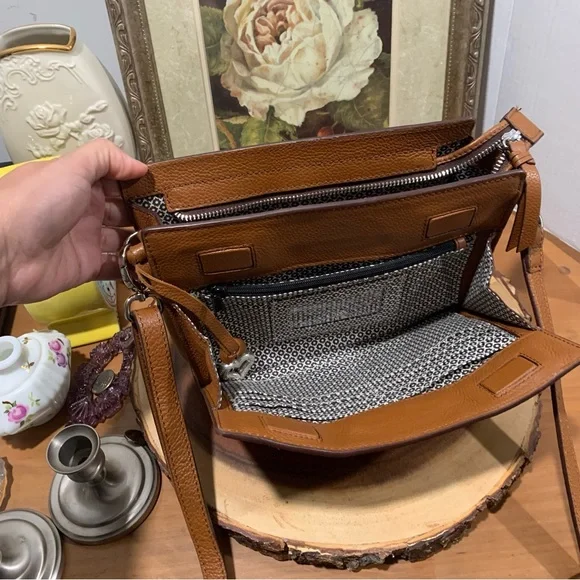 Brighton Organizer Crossbody FINDLEY Bag Purse Leather - Picture 3 of 8